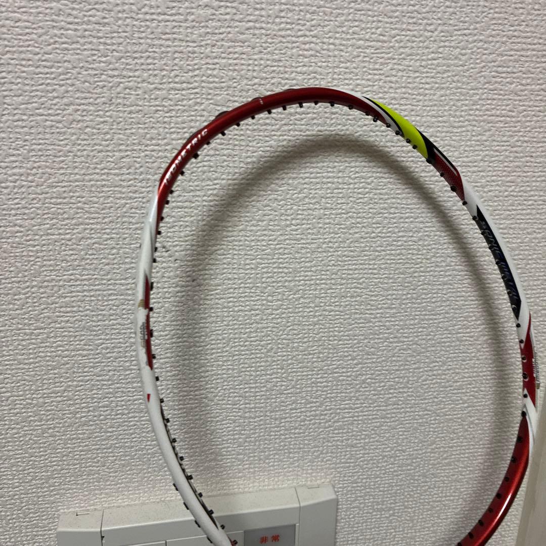 人気商品　バドミントンラケット アークセイバー11 3U5 ヨネックス