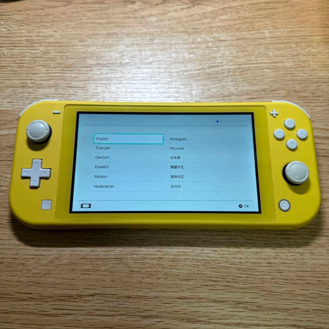 Nintendo Switch Lite イエロー 本体 充電器、ケース、箱付き