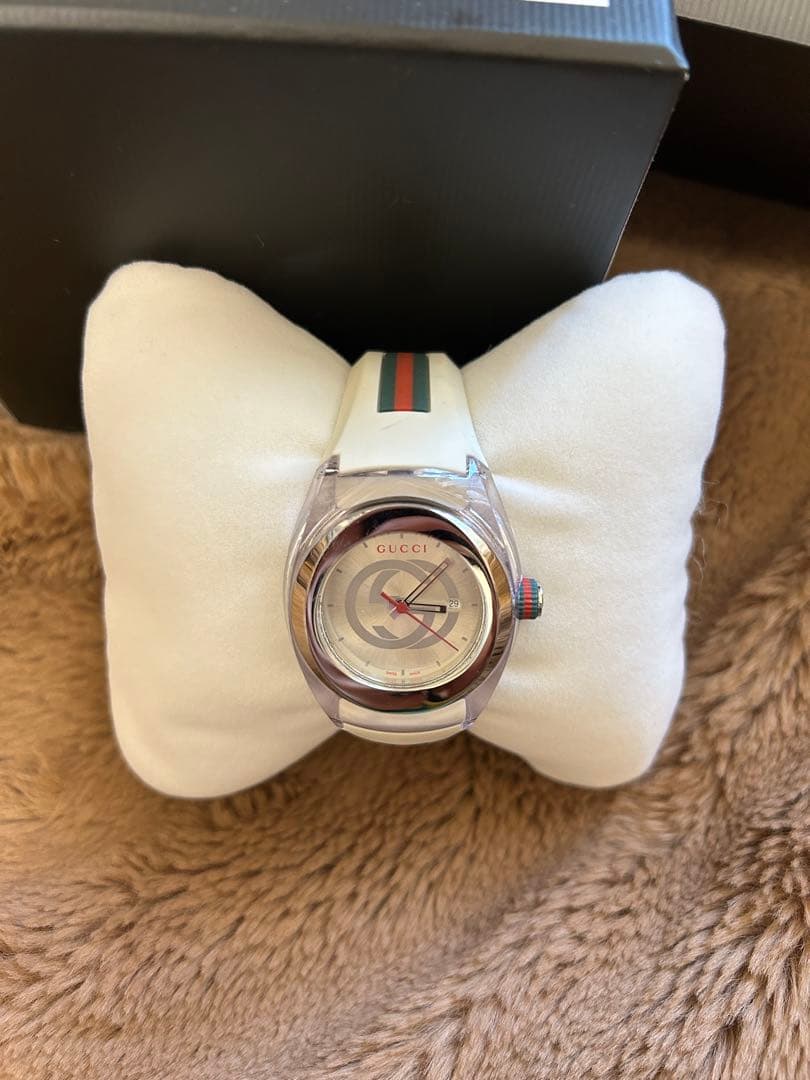 GUCCI 腕時計 クォーツ ホワイト