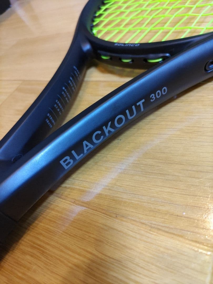 solinco blackout 300 極美品　実測値有り　ストリング張り立て