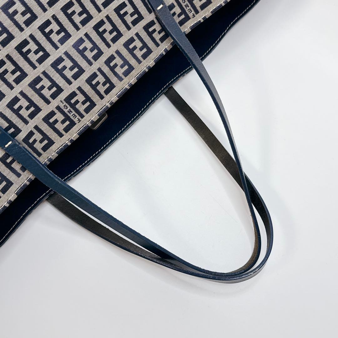 【24時間以内発送】FENDI ズッキーノ FF柄 キャンバス トート バッグ