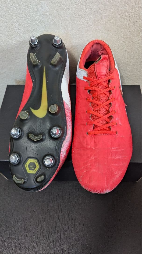 ナイキ ティエンポレジェンド8 SG ACC　サッカースパイク　NIKE