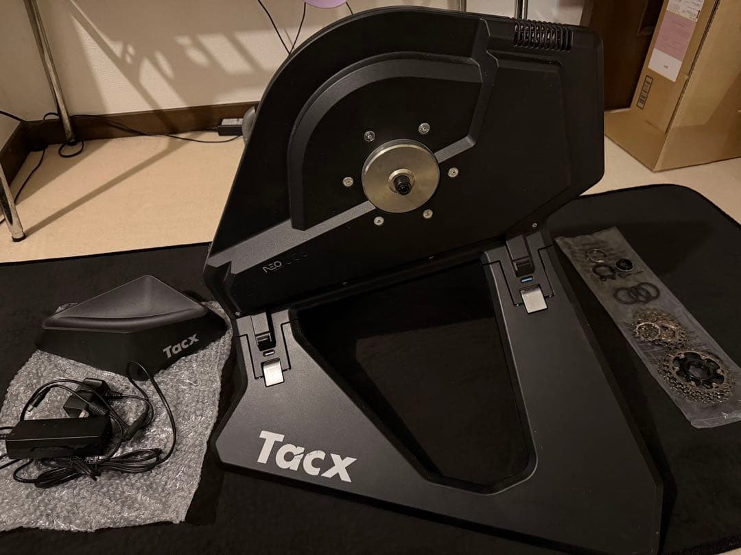 Tacx NEO Smart トレーナー