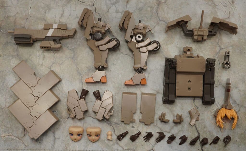 組立済プラモ「フレームアームズ・ガール輝鎚・甲」全パーツ＆未使用デカール付