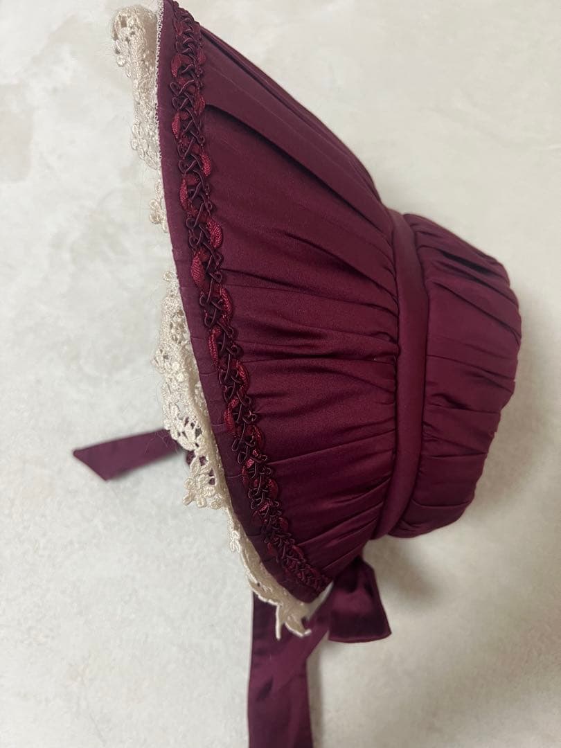 ドールボンネット　ボルドー