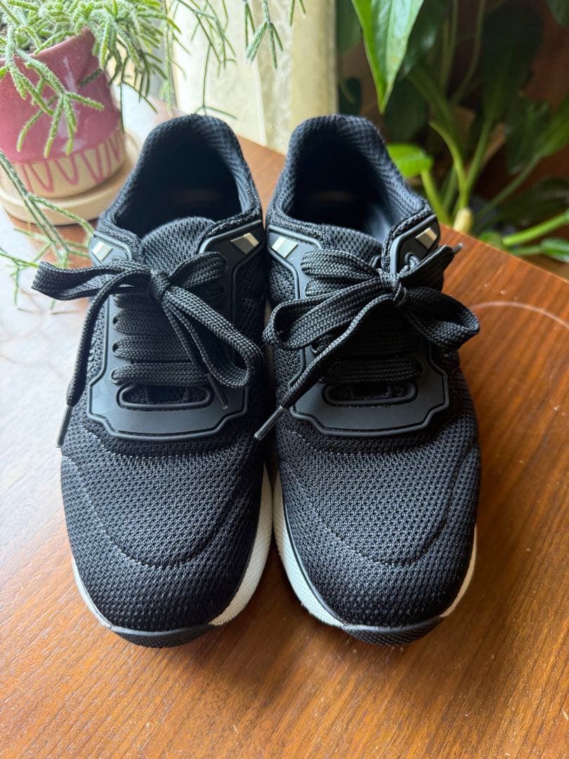 PRADA ブラックメッシュスニーカー