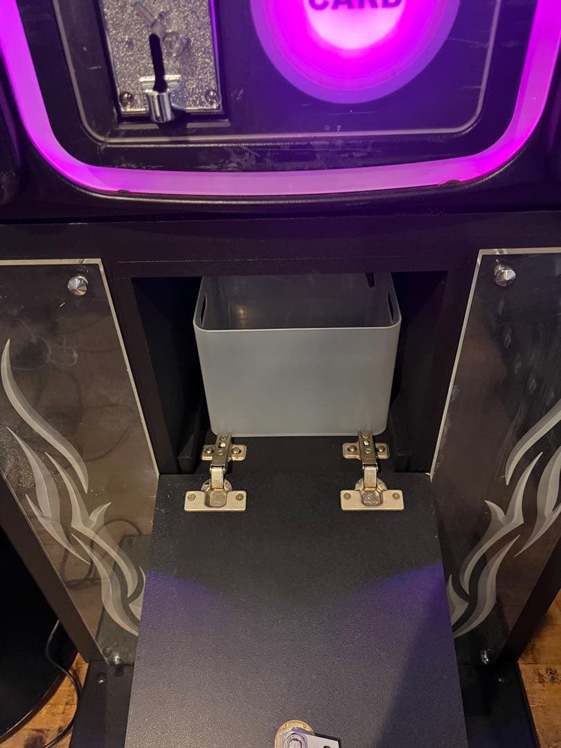 筐体のみ　VSフェニックス ダーツマシン