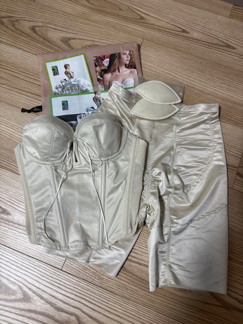 bridal bloomブライダルインナーショートビスチェC70ロングガードルM