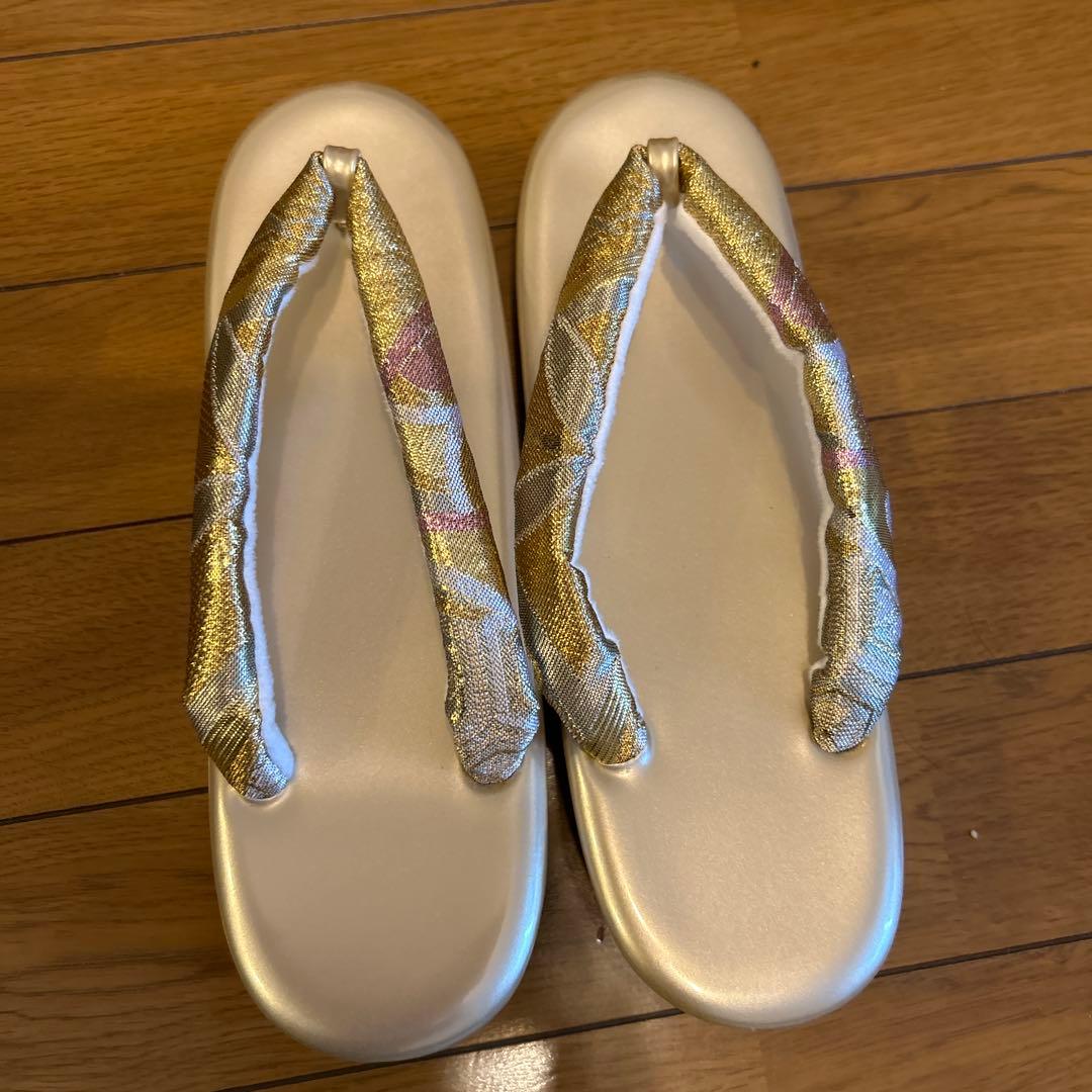 値下げ和装用バッグと草履セット　金色かわいい　成人式　結婚式　草履LL 一蔵