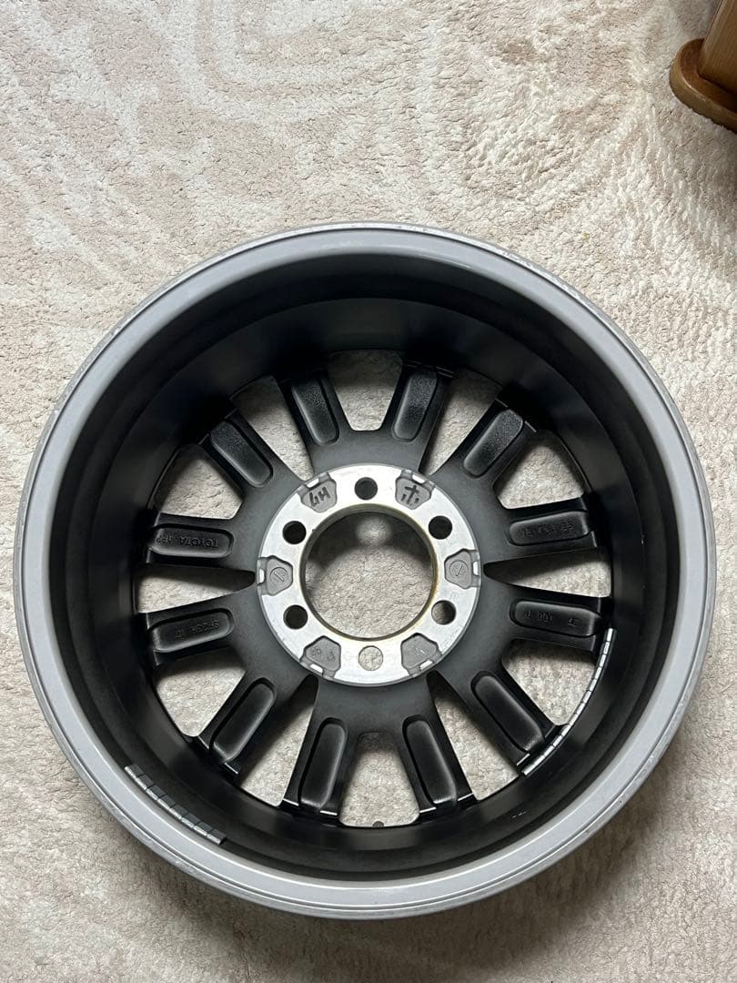 送料込　美品　ランドクルーザープラドマットブラックエディション純正ホイール4️⃣