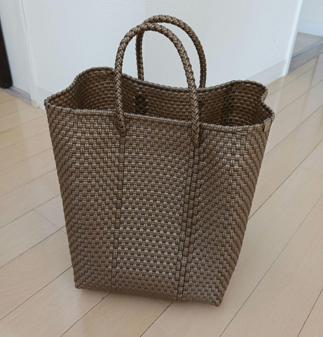 Letra　MERCADO BUCKET - (SHORT HANDLE)