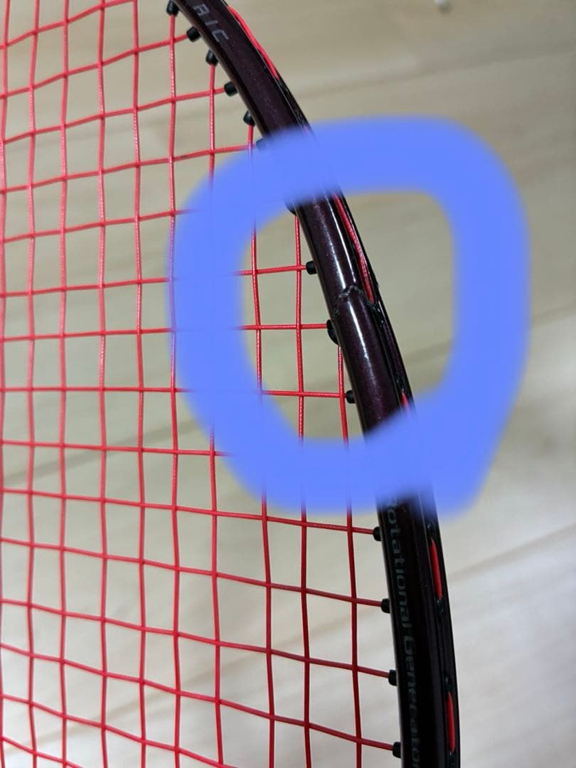 ジャンク品　アストロクス 100ZZバドミントンラケット 4U5G