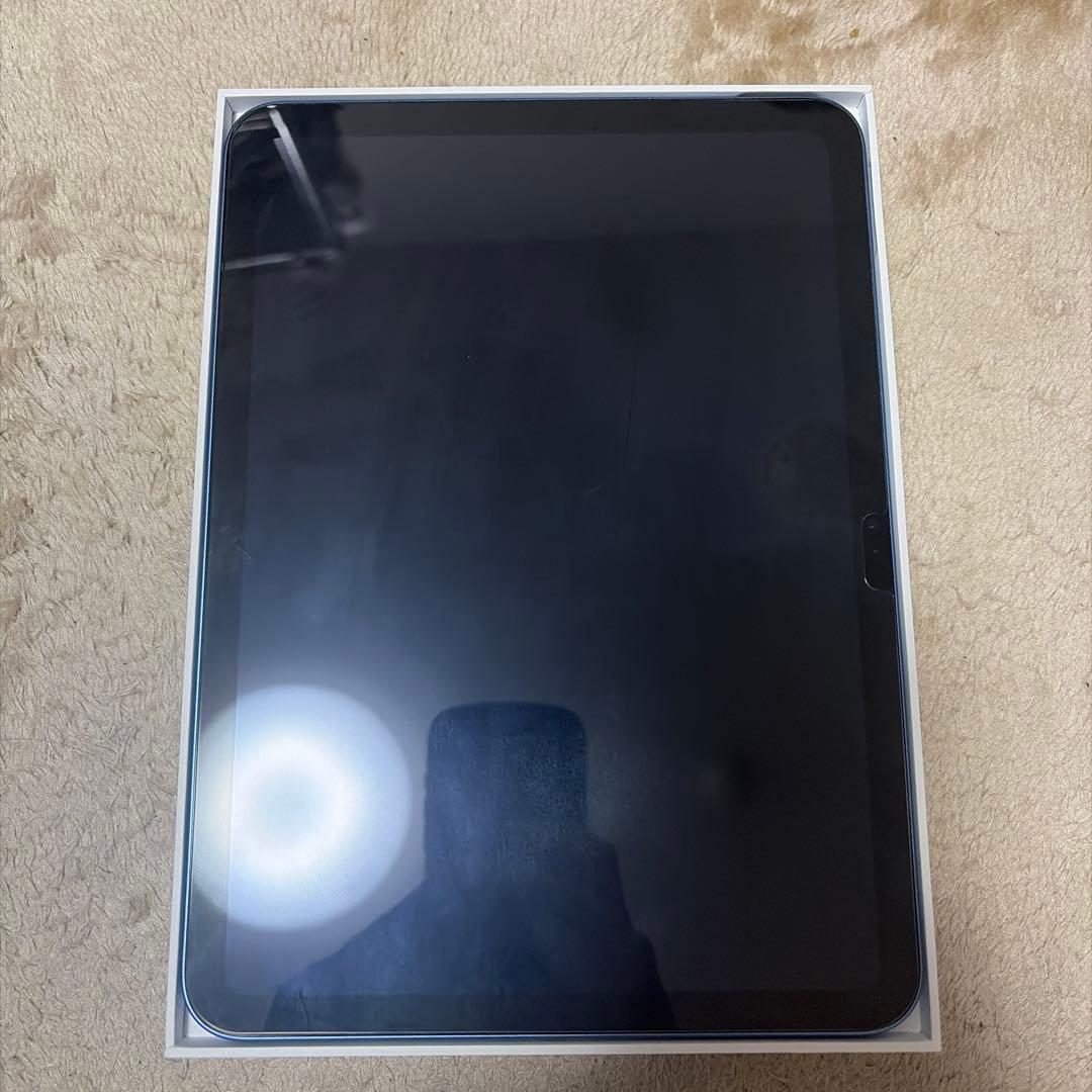 Apple iPad (第10世代) ブルー 本体　64GB