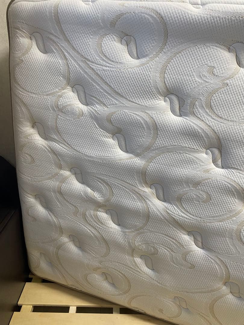 シモンズ 　セミダブルマットレス