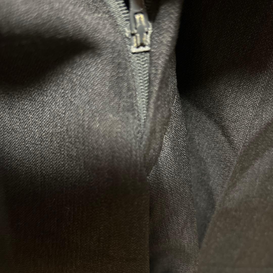 GIVENCHY メンズスーツ　3点セットベスト付き (Matsuzakaya)