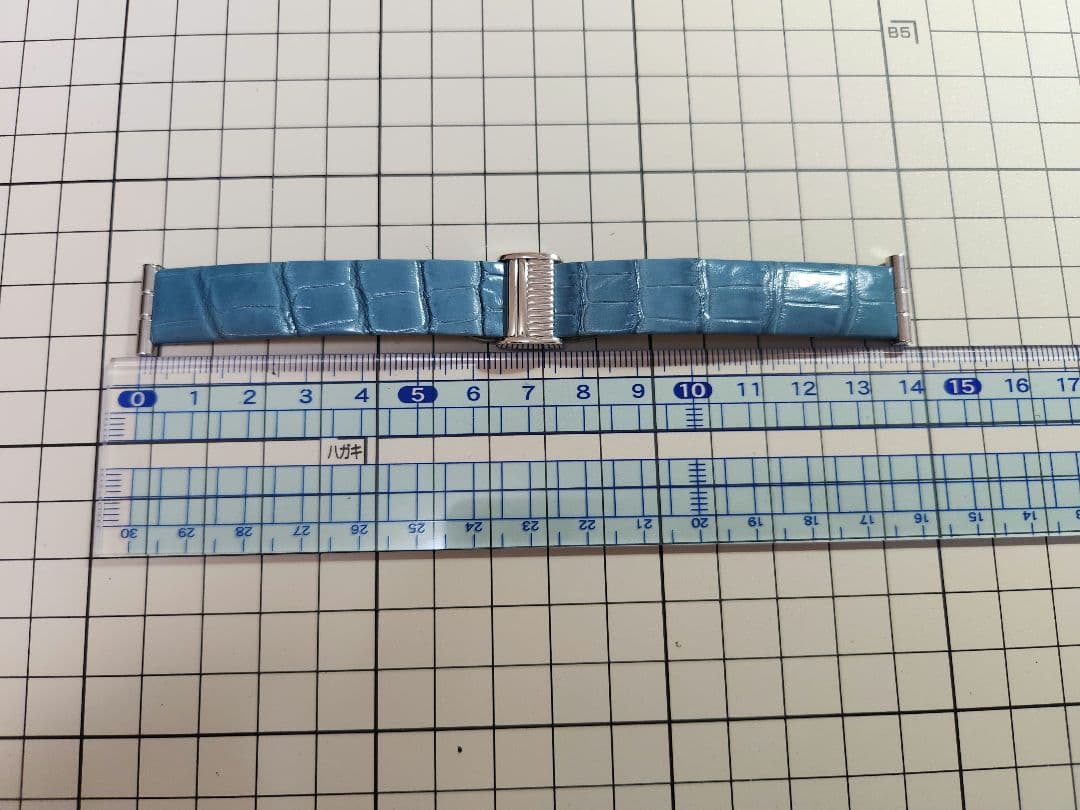 (新品未使用)ブシュロン リフレ 替えベルト 水色クロコ S