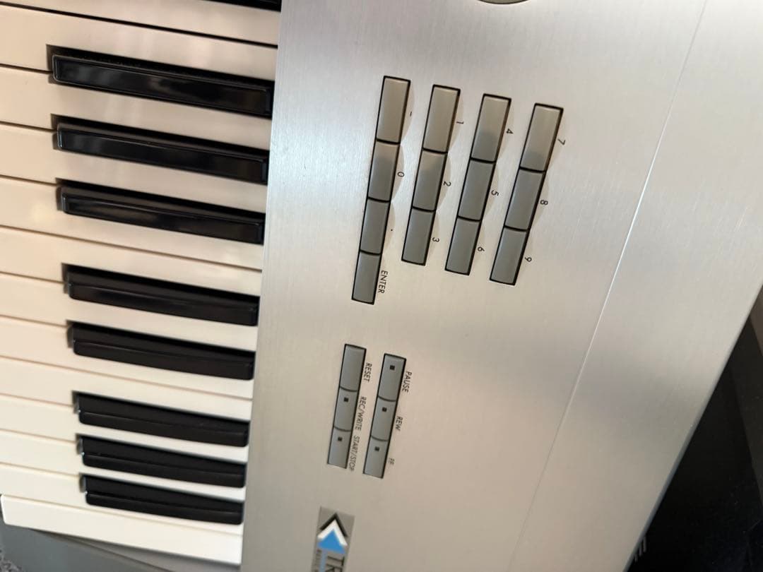 鍵盤楽器 KORG Trinity plus