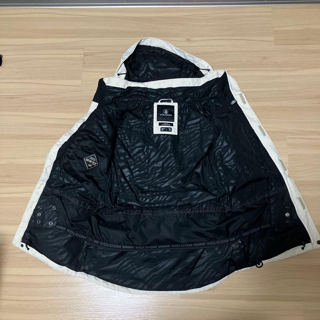 VOLCOM GORE-TEXスノーボードウェア　サイズ　woman S