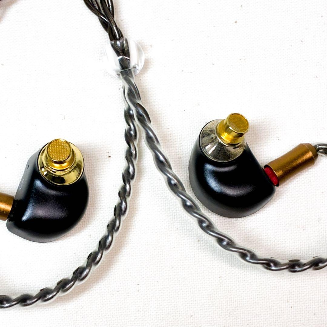 Hi-unit 001-pnk / 有線ピヤホン3 ピエール中野モデル