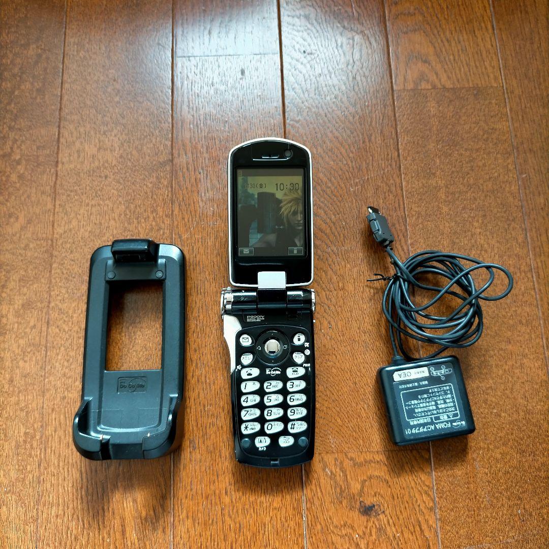 docomo P900iV クラウドブラック FOMA クラウド