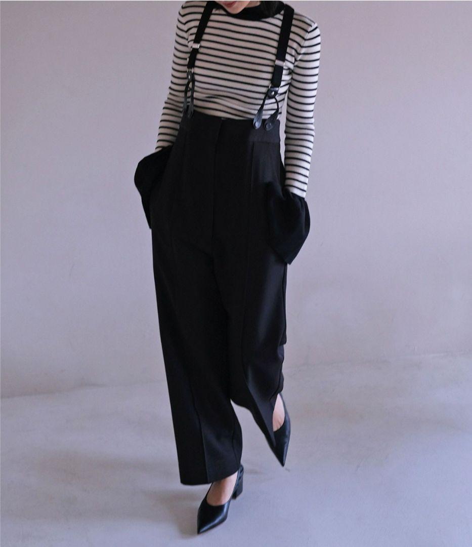 週末値下げ！AKTE アクテ　ストラップワイドパンツ　サスペンダーパンツ