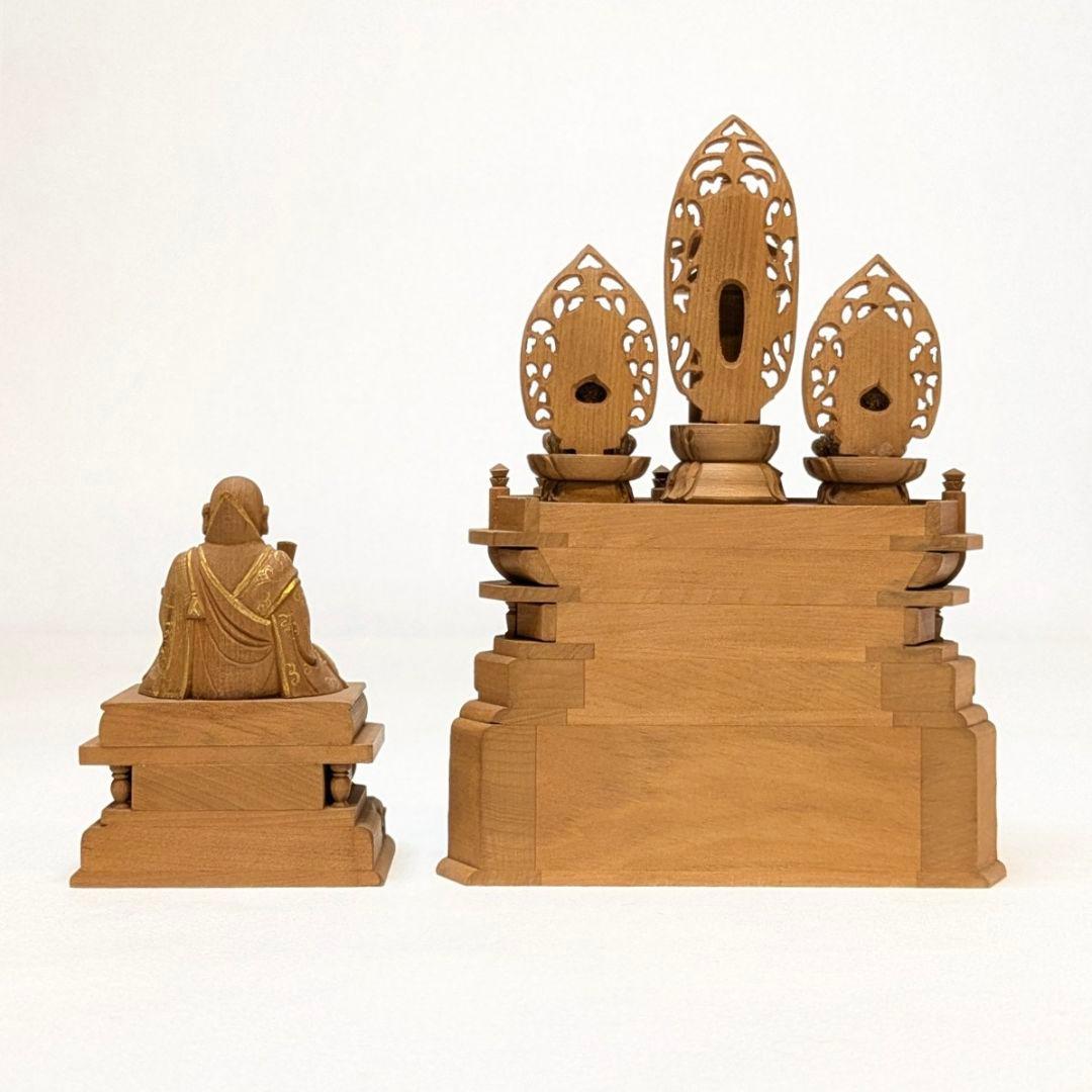 【セール・新品】 日蓮聖人　三宝尊　金泥　上彫り　総高さ約14.5㎝　日蓮