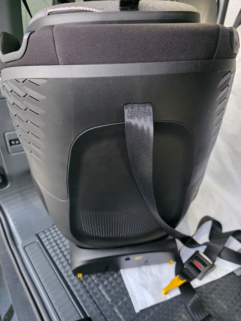 MAXI-COSI 車用チャイルドシート ブラック