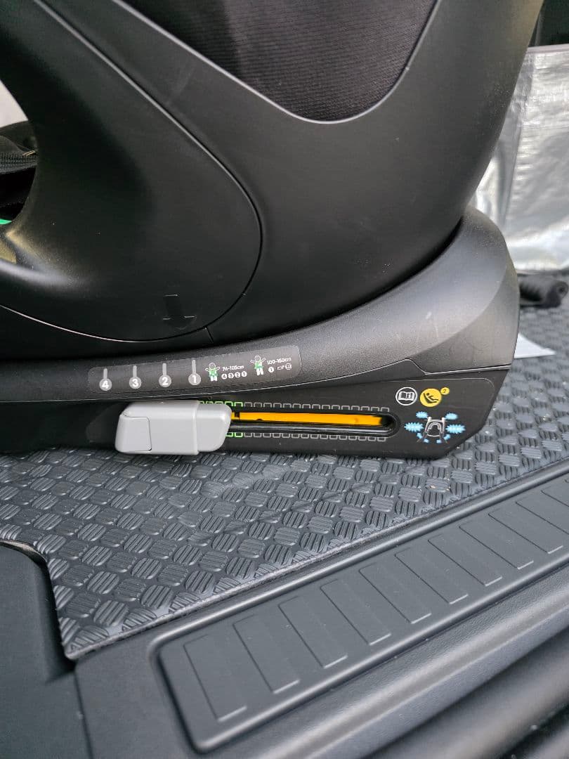 MAXI-COSI 車用チャイルドシート ブラック