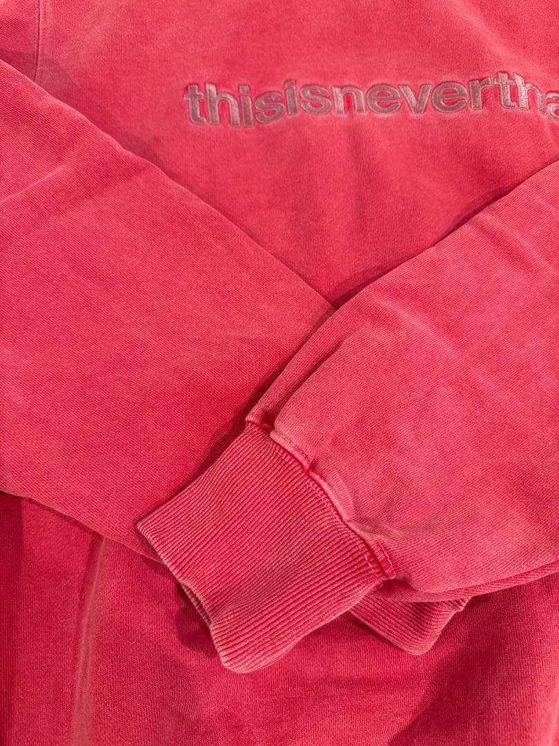 thisisneverthat 赤 ロゴ刺繍 スウェット