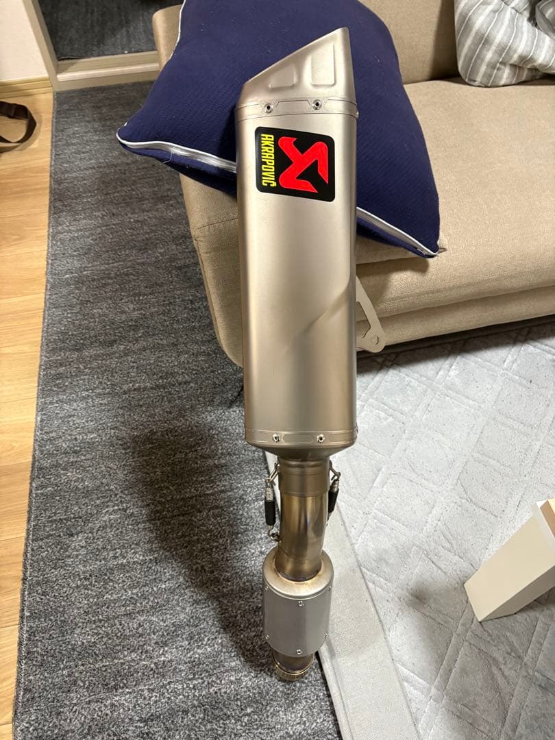 CBR1000RR-R 2020年式に取付　アクラポビッチ　スリップオンマフラー