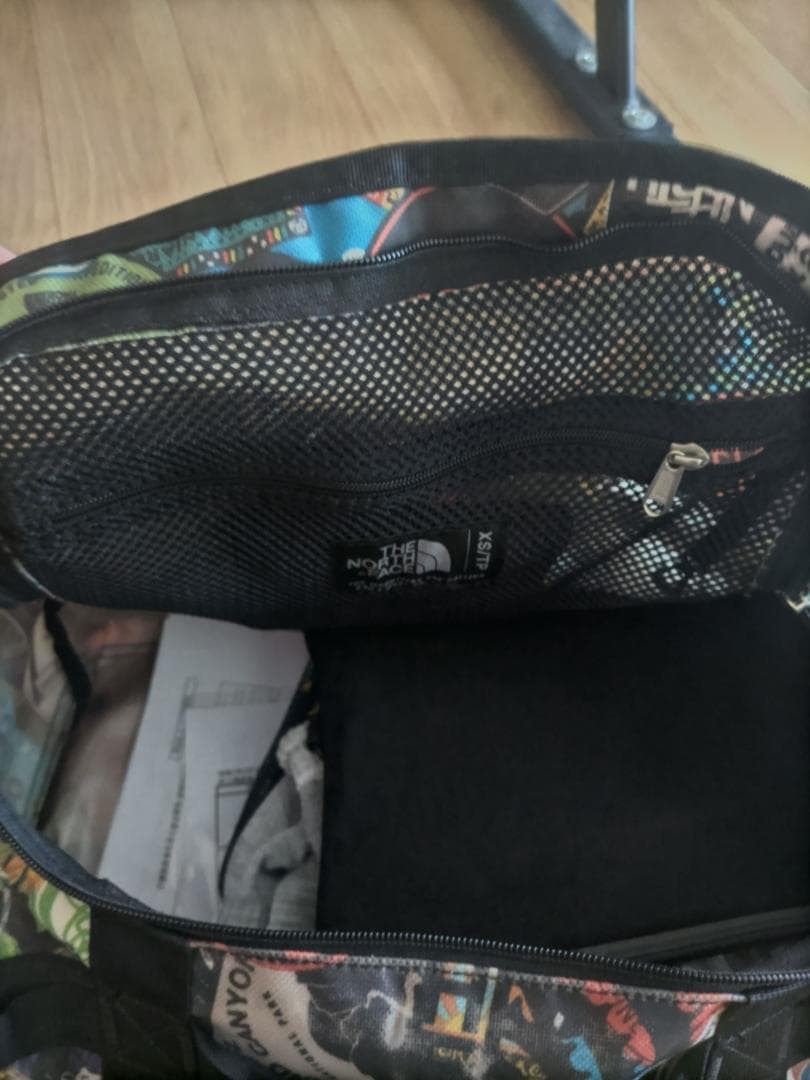 ノースフェイスBCダッフルバッグドラムバッグ廃盤ステッカープリント