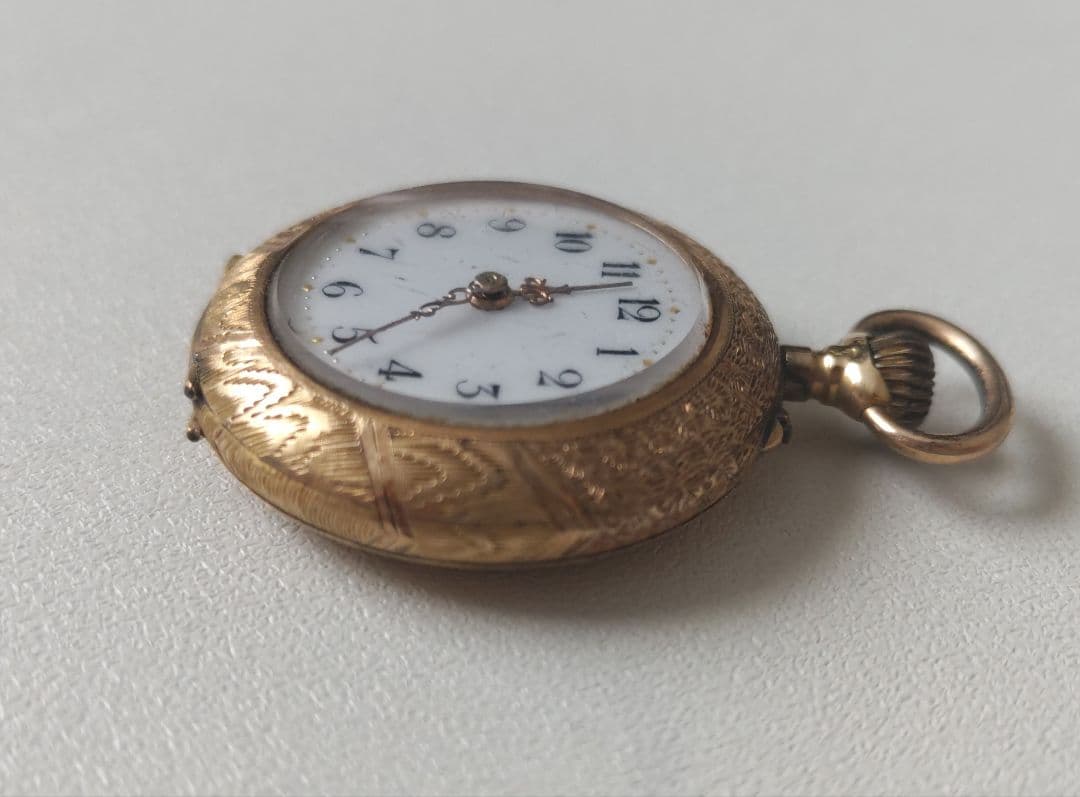 【懐中時計】手巻き アンティーク 稼働品0.585（14金）記載あり