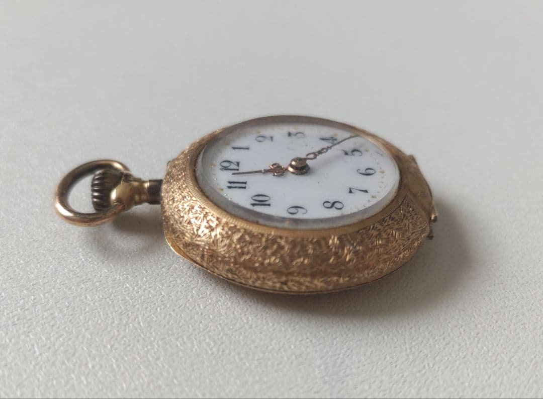 【懐中時計】手巻き アンティーク 稼働品0.585（14金）記載あり
