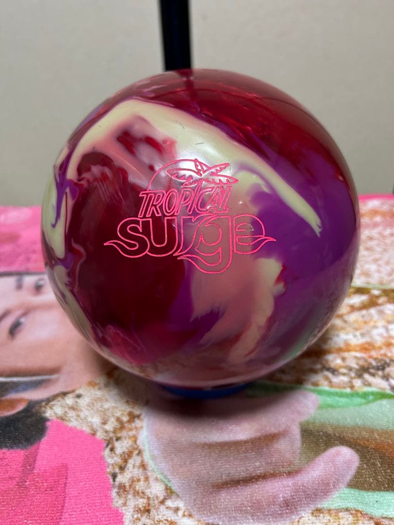Tropical Surge ボウリングボール 14 lb