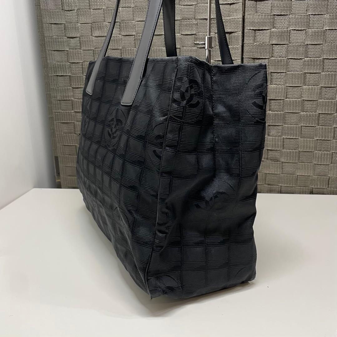 r*♡様 CHANEL ニュートラベルラインMM シャネル ブラック トートバッ