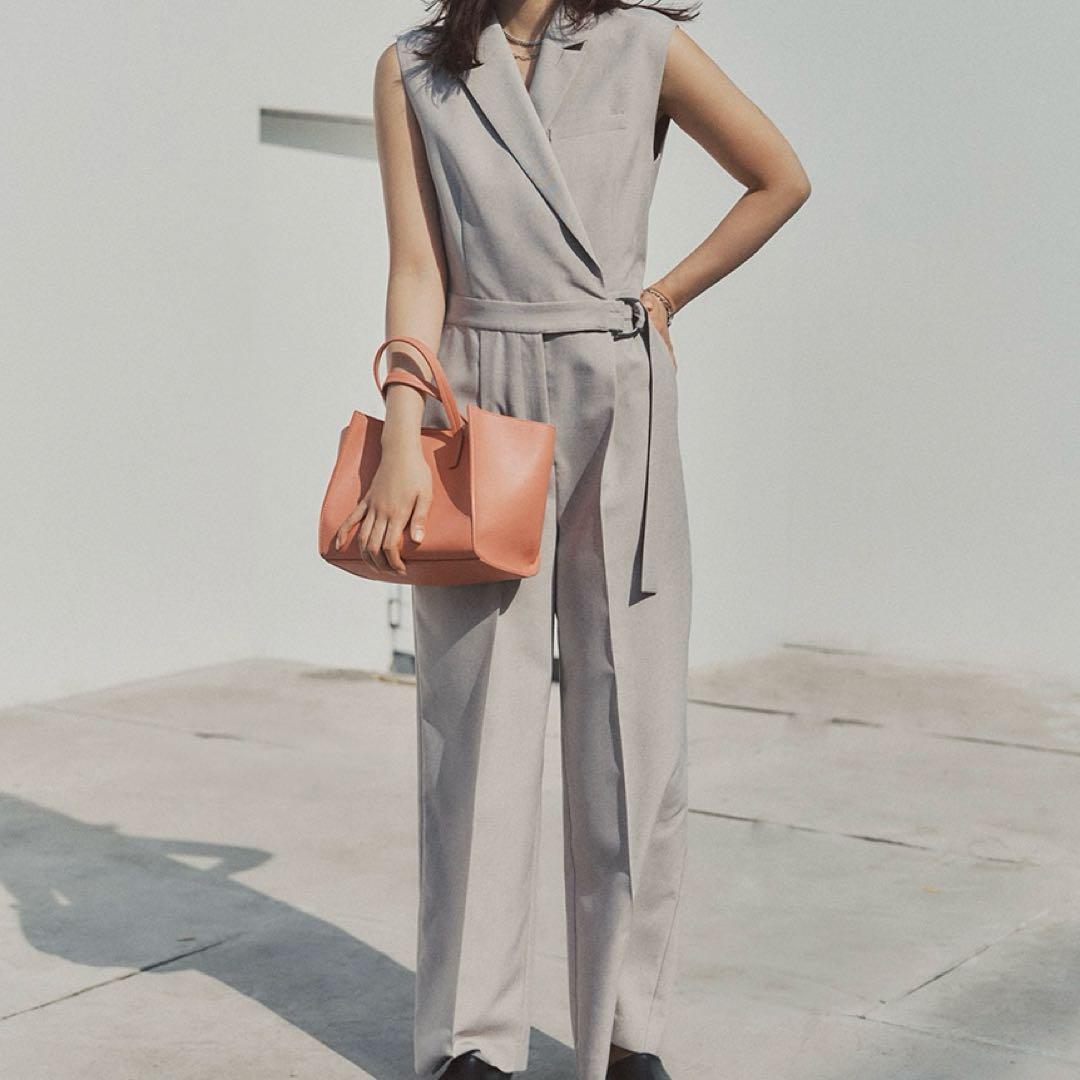 ✨極美品✨Mila Owen ピークドラペルジャケットライクオールインワン S