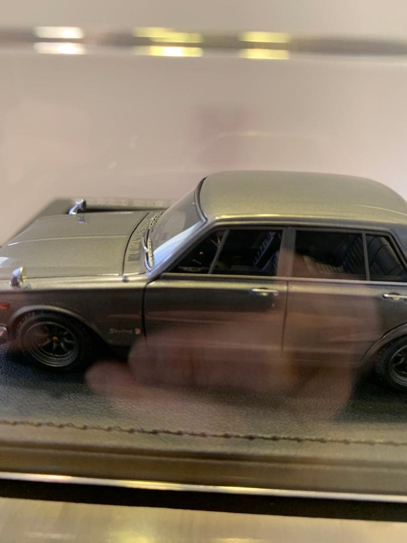 イグニッションモデル　1/43 スカイライン　GT-R PGC10 シルバー