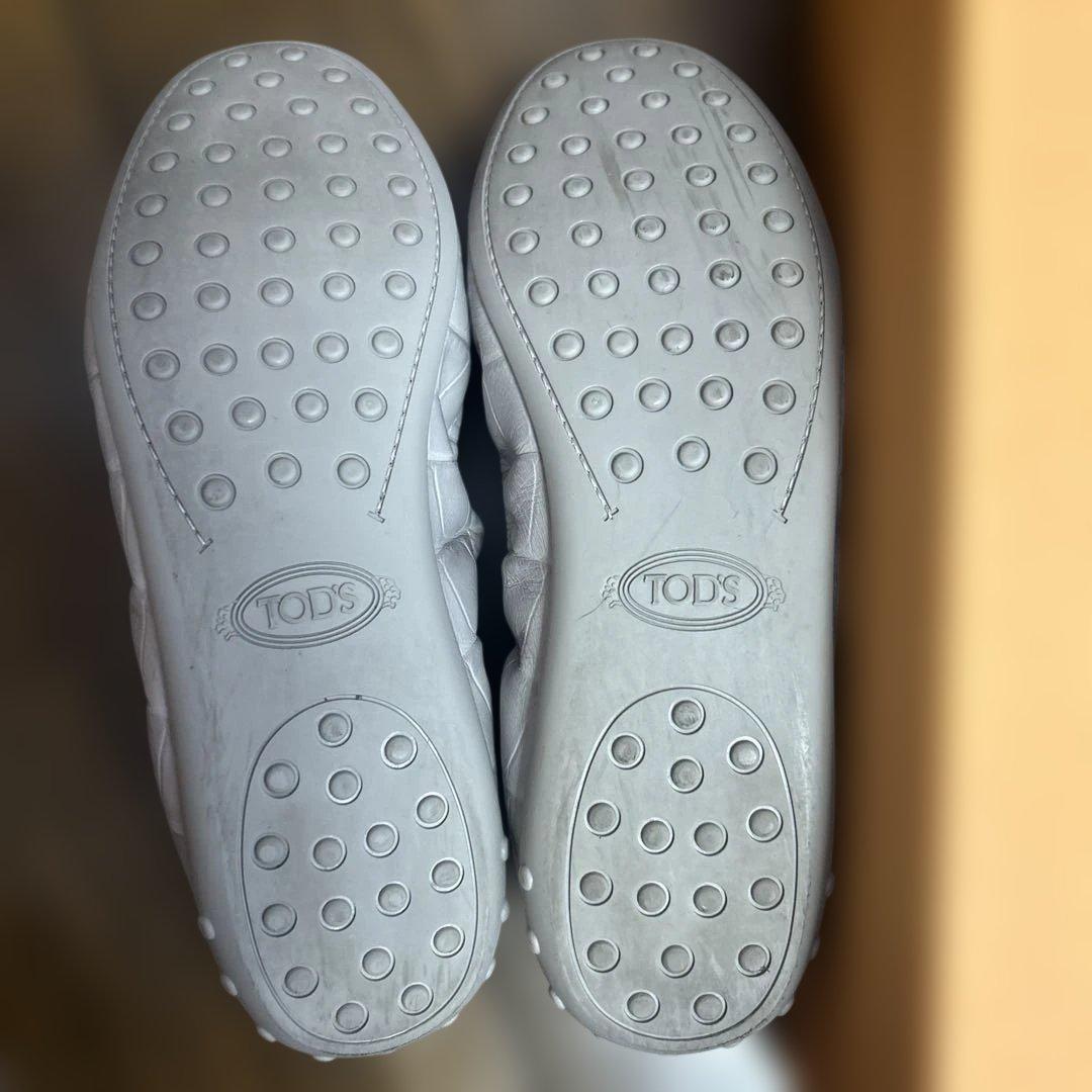 TOD'S グレー 系フラットシューズ リボン付き バレーシューズ