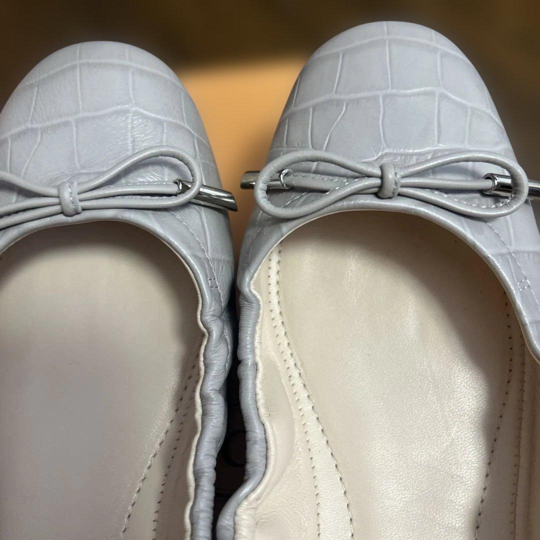 TOD'S グレー 系フラットシューズ リボン付き バレーシューズ