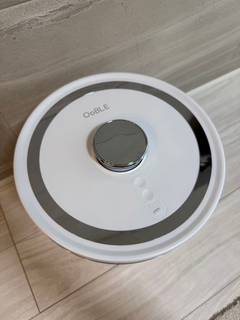 OOBLE 真空 食品保存容器 ホワイト ステンレス【故障あり】