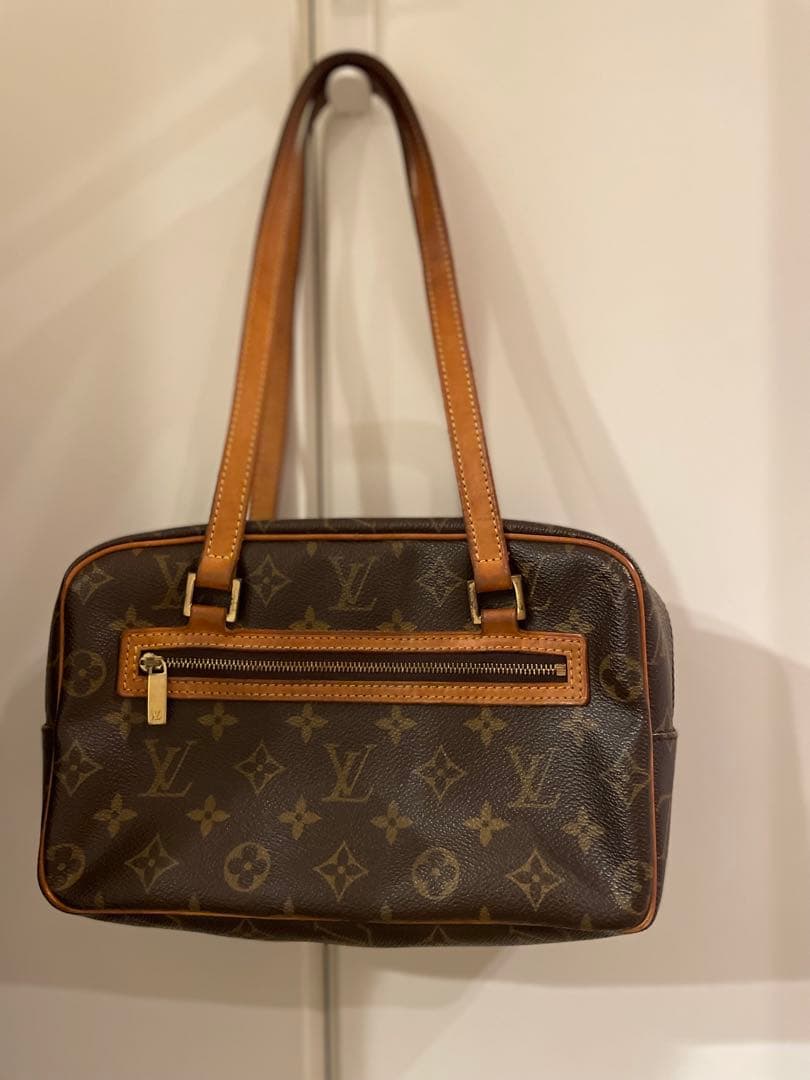 Louis Vuitton モノグラム ショルダーバッグ シテMM