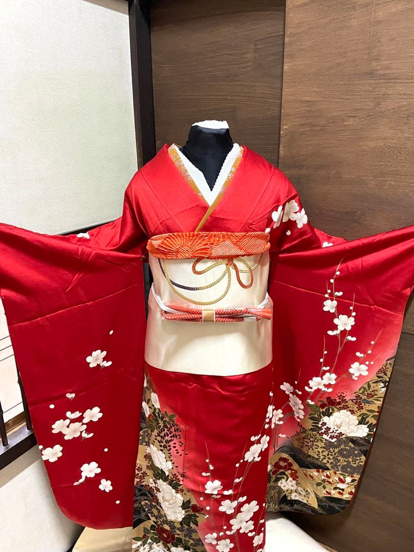 振袖フルセット6点サイズM〜Ｌ駒刺繍　流水地紙花文　暈し染め　金彩　正絹