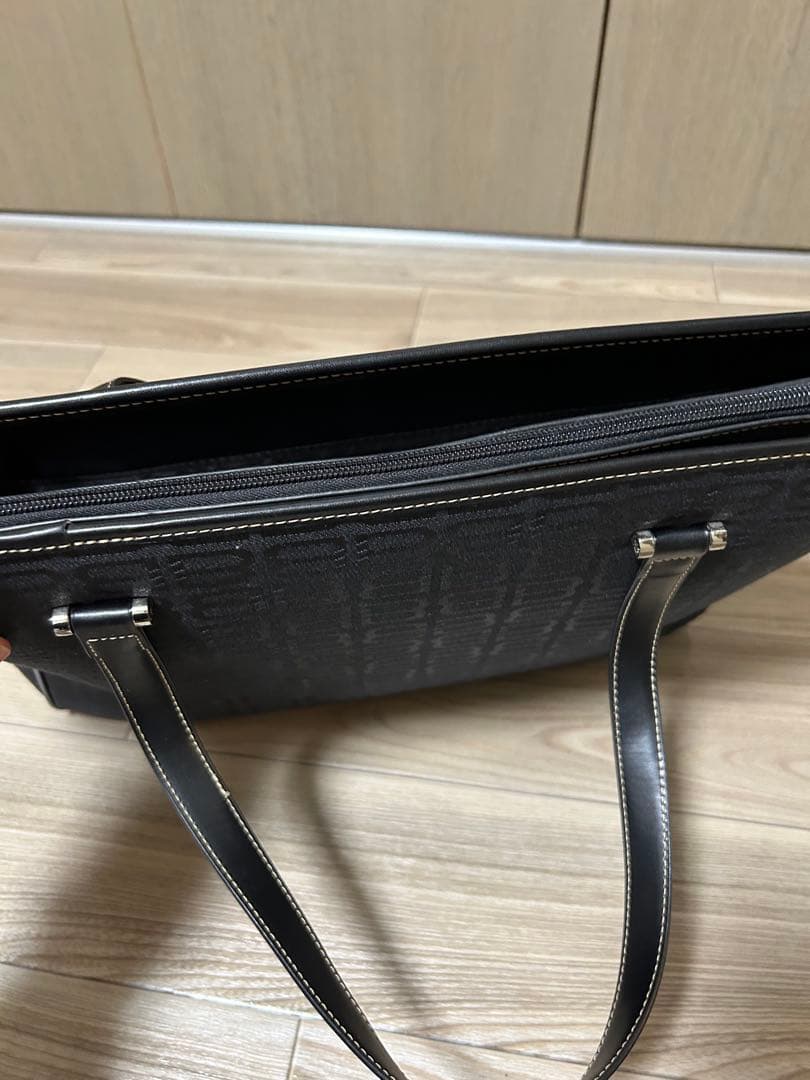 BALENCIAGA バレンシアガ トートバッグ bb柄 総柄 ブラック A4