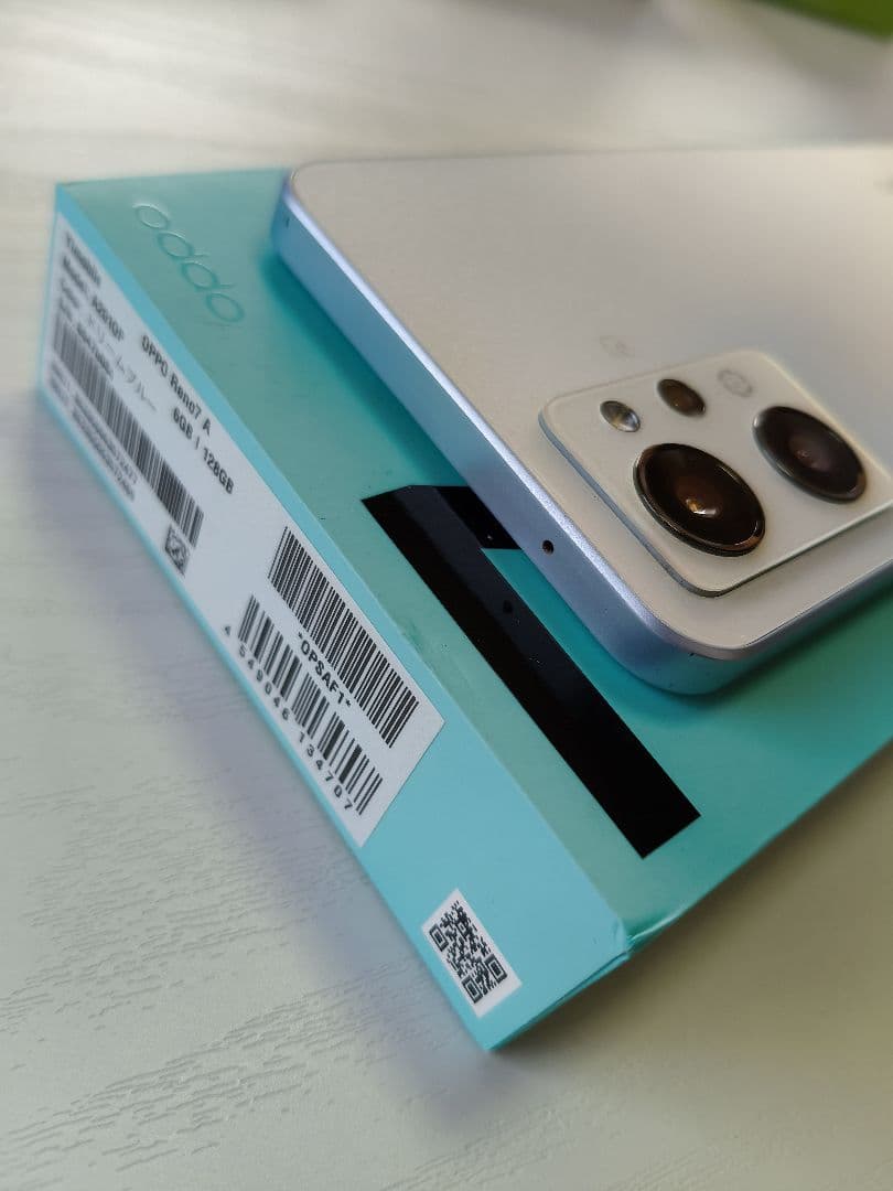 美品　Ymobile版　OPPO Reno7 A 本体　アンドロイドスマホ