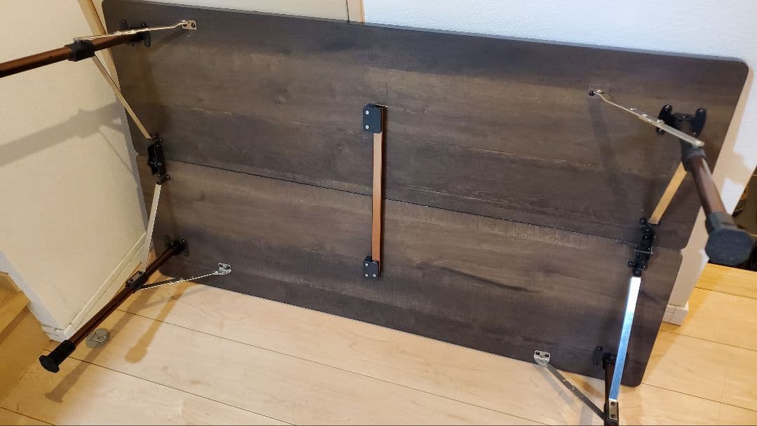 Coleman コンフォートマスター バタフライテーブル 120