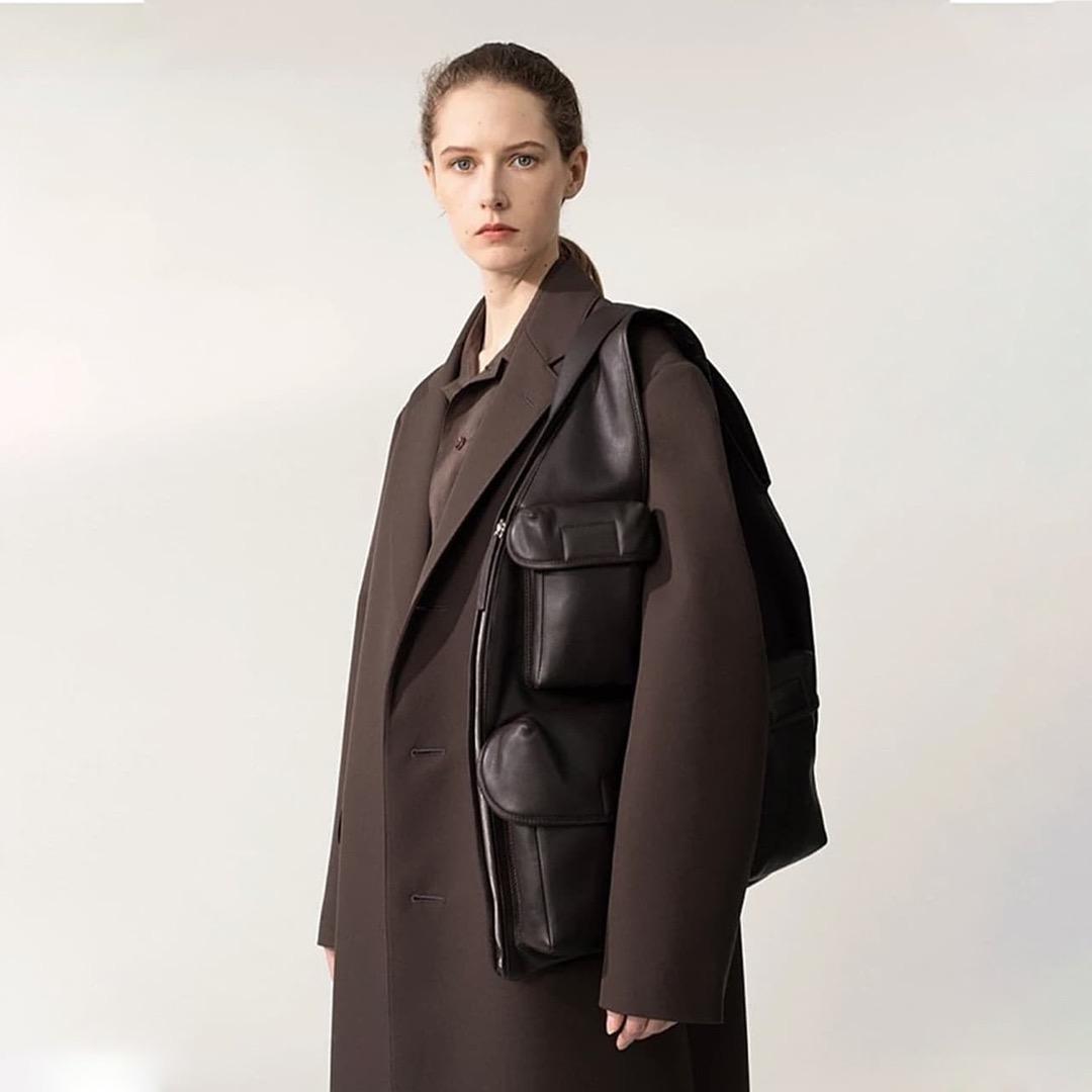 バッグ LEMAIRE REPORTER BAG IN LEATHER