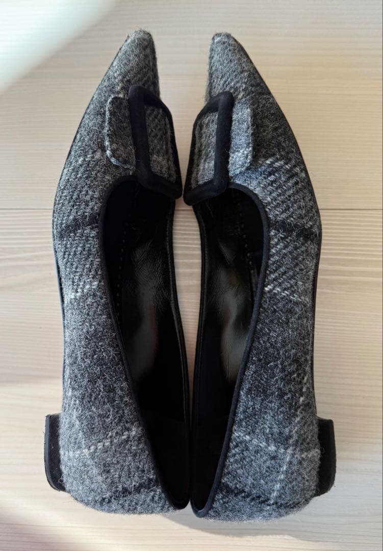 マノロブラニク　メイセール38.5