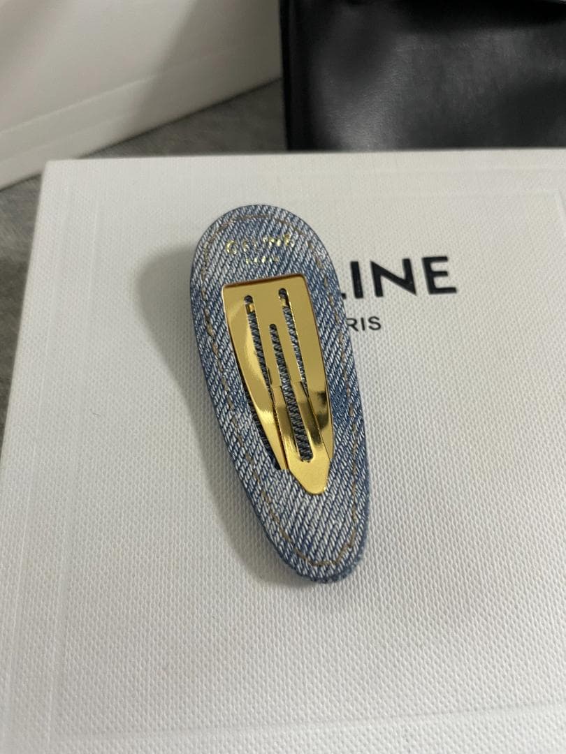 インディゴブルー/ 素敵 セリーヌ ヘアクリップ Celineトリオンフ