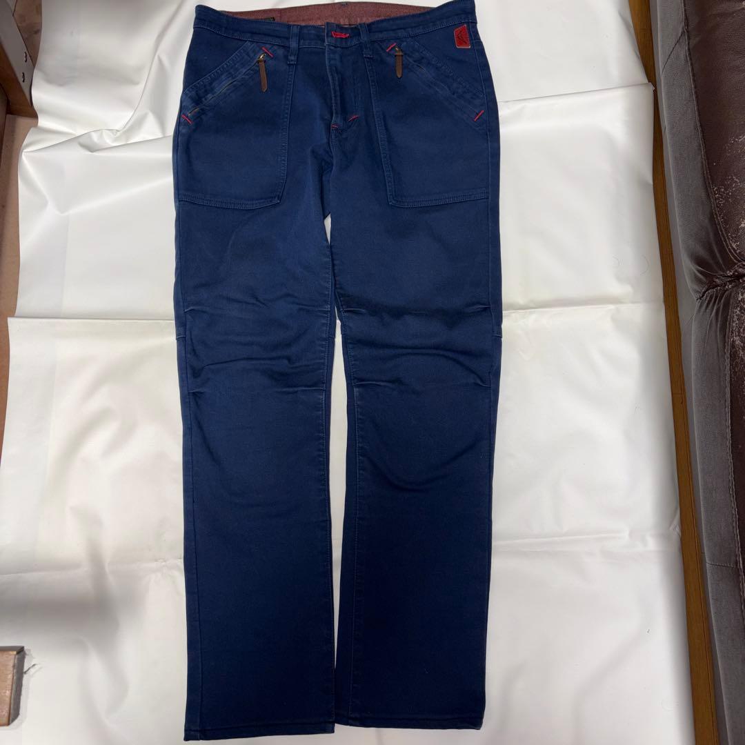 クシタニ EDWIN ネイビー ストレートパンツ