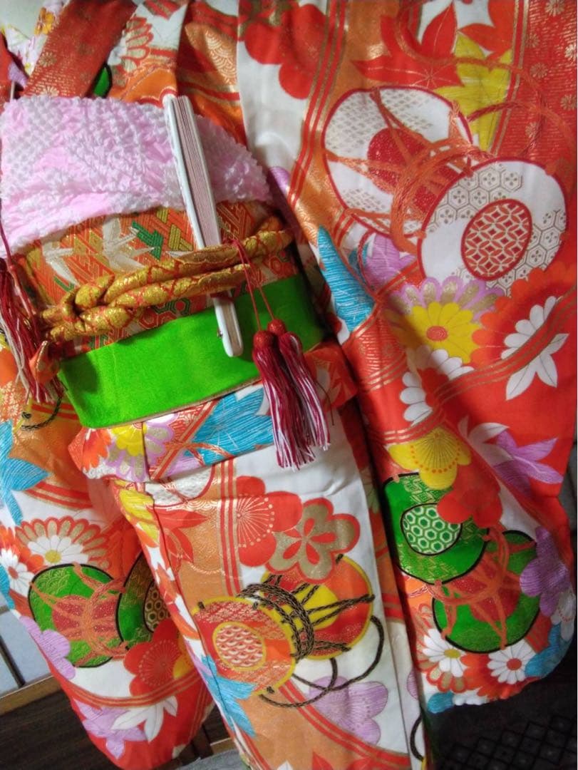 5歳から7歳向け・交織・レトロ着物のセットです